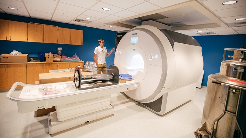 New fMRI machine at Dartmouth